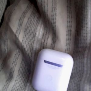 Apple airpods